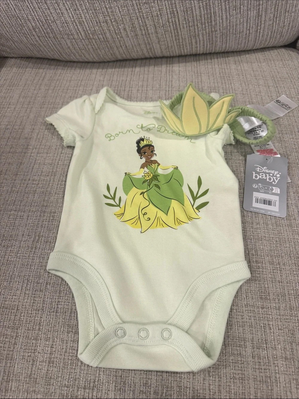 NEW WITH TAGS Disney Baby Light Green Tiana Floral Bodysuit Size 3-6 Months